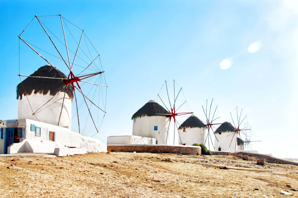 1-chora-windmills5129