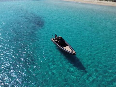 Discover hidden gems around Paros 1