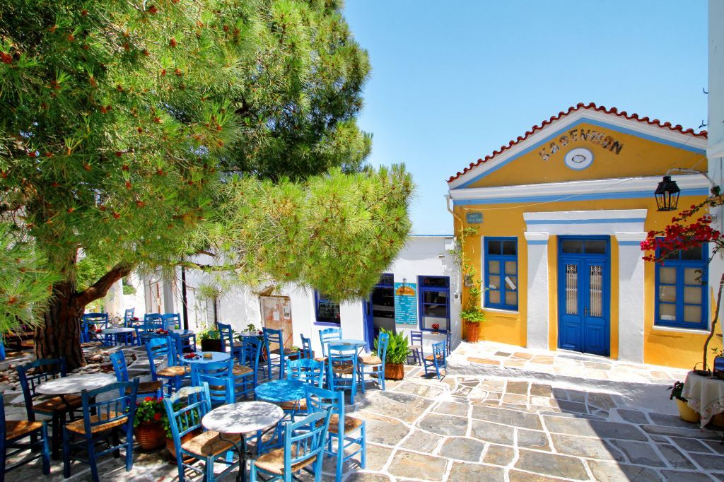 a-paros-a-leukes-24