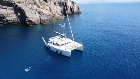 Full Day Catamaran Cruise with Fresh Lunch 2