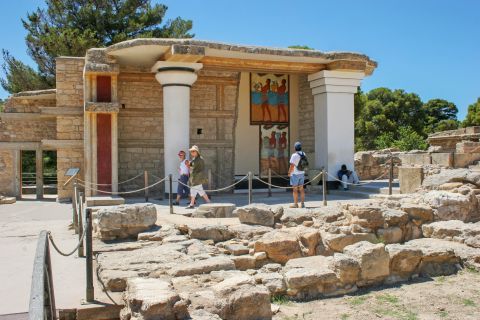 Tours & Activities